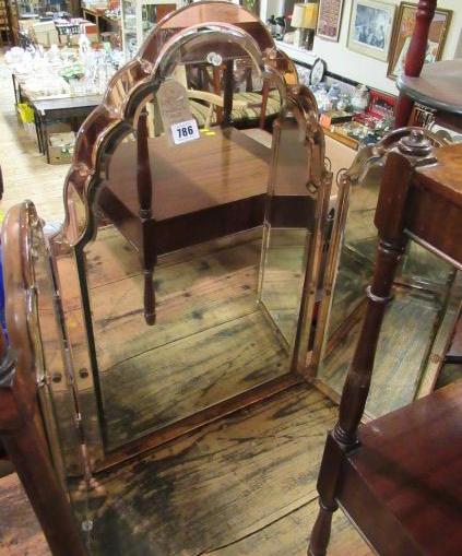 DRESSING TABLE MIRROR Image