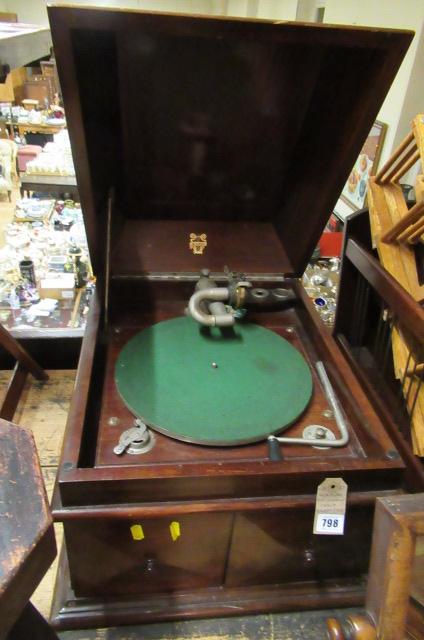 CABINET MAHOGANY CASED GRAMOPHONE  Image
