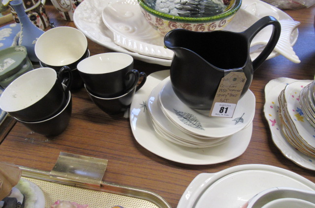 CONRAN CHINA 1950 NATURE STUDY PART SET Image