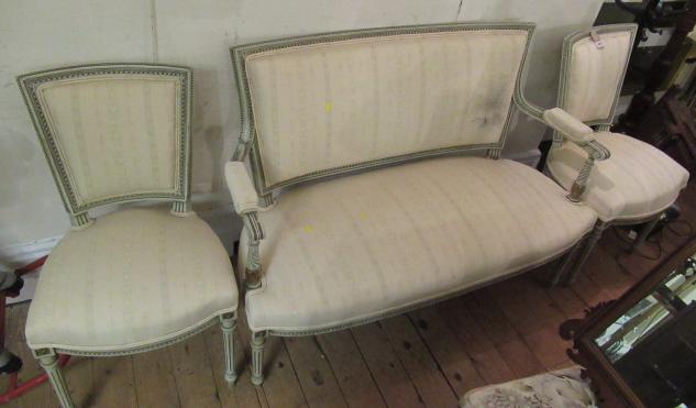 THREE PIECE SALON ROOM SUITE Image