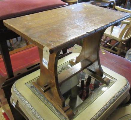 OAK SIDE TABLE Image