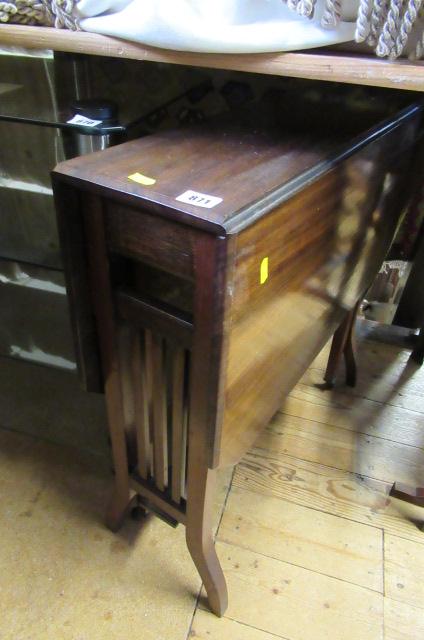 SMALL DROP LEAF TABLE Image