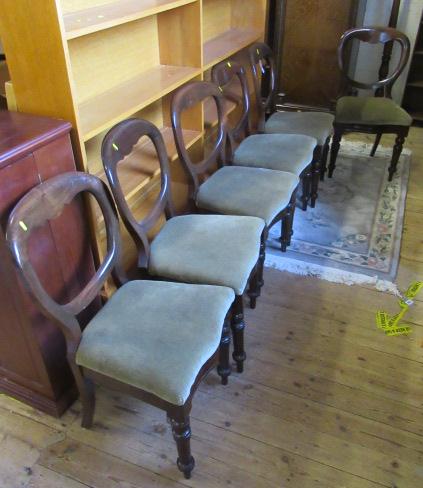 EIGHT BALLOON BACK DINING CHAIRS Image