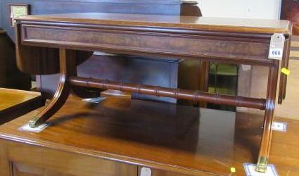 SOFA TABLE Image
