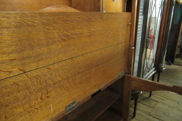 ARTS AND CRAFTS STYLE WRITING DESK Image