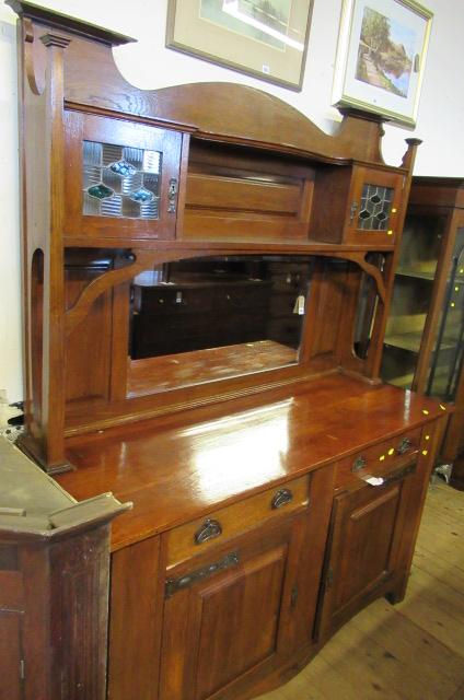 MIRROR BACK SIDEBOARD Image