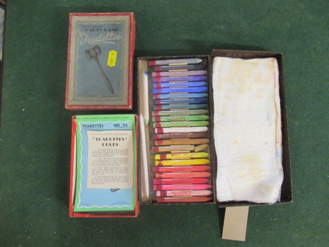 VINTAGE PARTY GAME AND BOX OF CONTE PASTELS Image