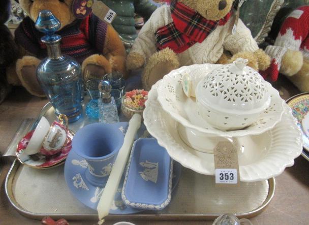TRAY OF WEDGWOOD JASPERWARE ETC Image