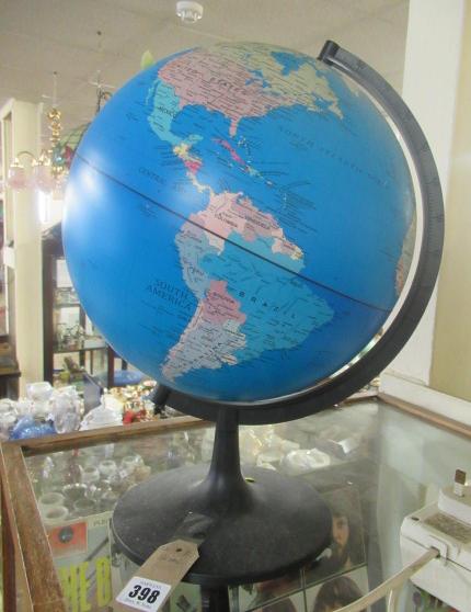 TABLE GLOBE Image