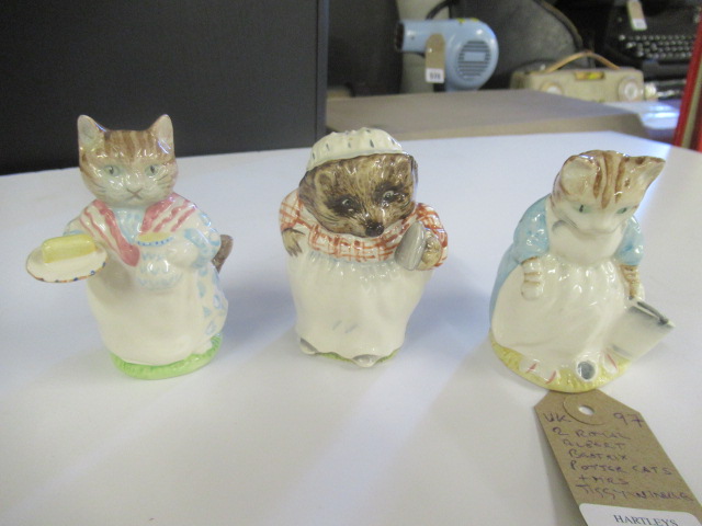 TWO ROYAL ALBERT BEATRIX POTTER CATS AND A MRS TIGGY WINKLE MODEL Image