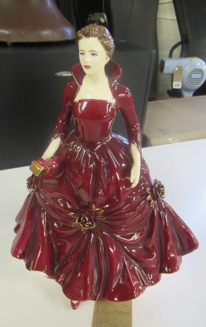 ROYAL DOULTON FIGURE ENTITLED A CHRISTMAS WISH Image