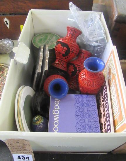 BOX OF MISCELLANEOUS ITEMS INCLUDING CHINESE VASES AND RONSON LIGHTERS Image
