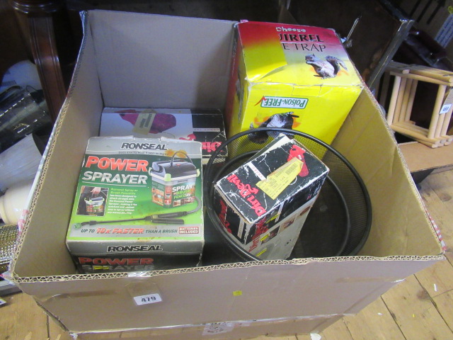 BOX OF MISCELLANEOUS ITEMS Image