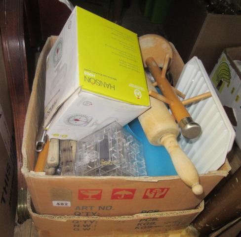 BOX OF KITCHENWARE Image
