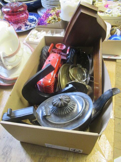 BOX OF MISCELLANEOUS ITEMS INCLUDING TRACTOR Image