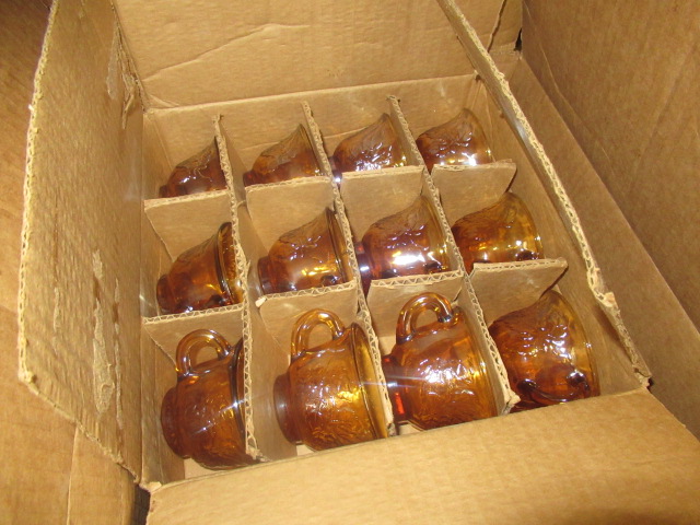 BOXED PUNCH BOWL AND CUPS Image