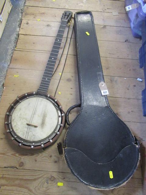 CASED BANJO Image