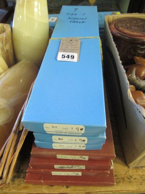 QUANTITY OF DIFFERENT SIZE NYLON SABLE ARTISTS BRUSHES Image