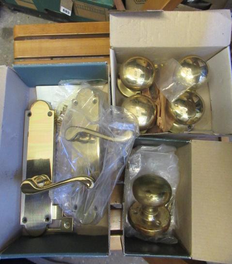 QUANTITY OF BRASS DOOR HANDLES Image