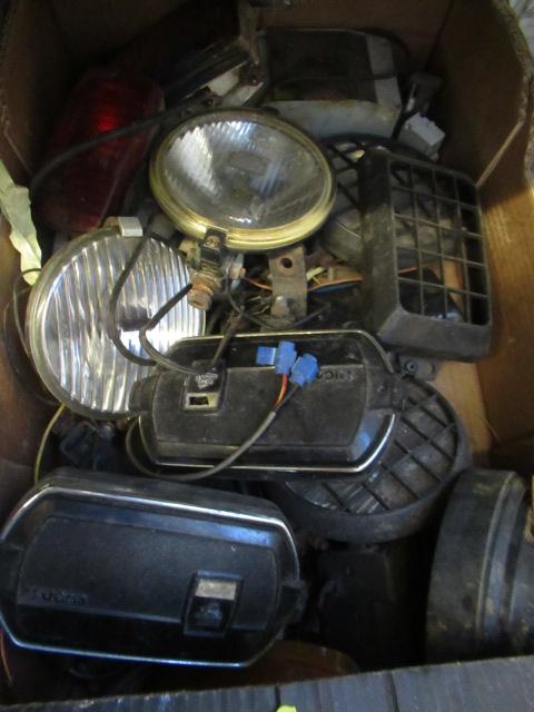 BOX OF VINTAGE CAR LIGHTS ETC Image