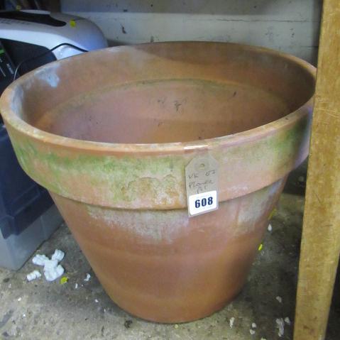 LARGE TERRACOTTA PLANTER Image