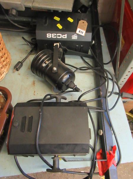 STAGE LIGHTING / BAR LAMPS Image