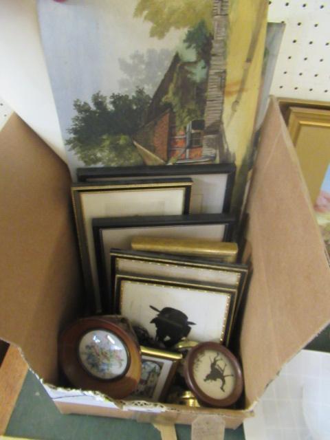 BOX OF SMALL SILHOUETTES AND MINIATURES ETC Image