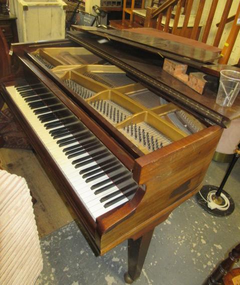 HOFFMAN BABY GRAND PIANO Image
