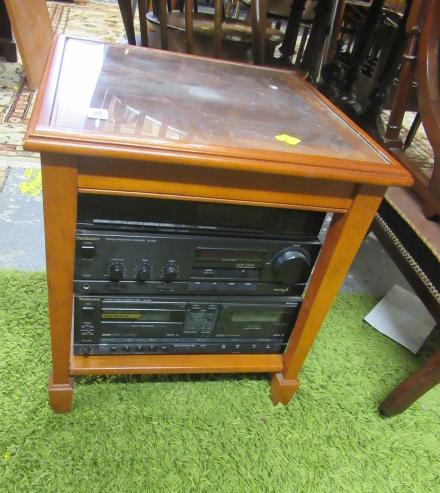 COFFEE TABLE WITH TECHNICS AUDIO SYSTEM Image