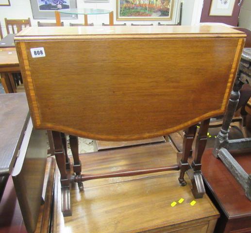 SUTHERLAND TABLE Image
