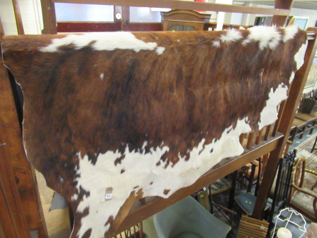 COW HIDE RUG Image