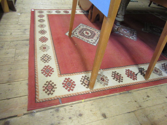 LARGE RED RUG Image