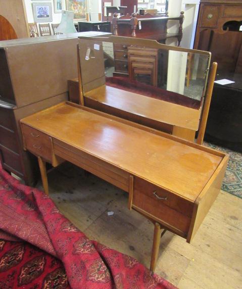 RETRO DRESSING TABLE AND CHEST OF DRAWERS Image