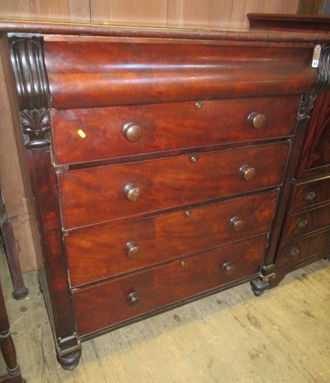 MAHOGANY SCOTCH CHEST Image