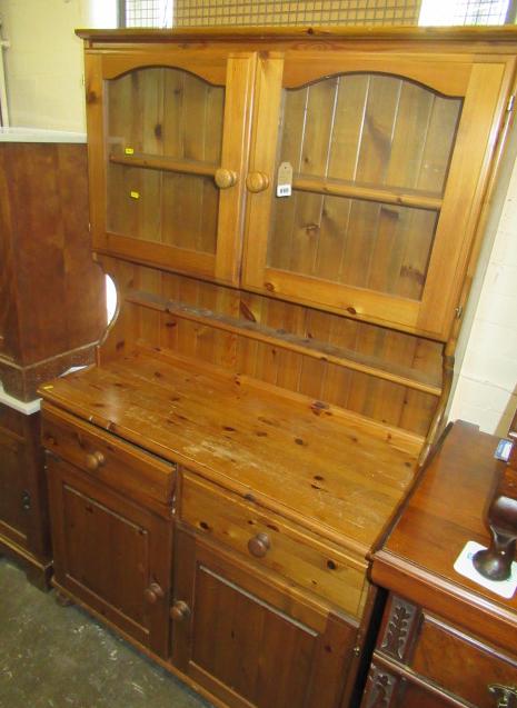 PINE WELSH DRESSER Image