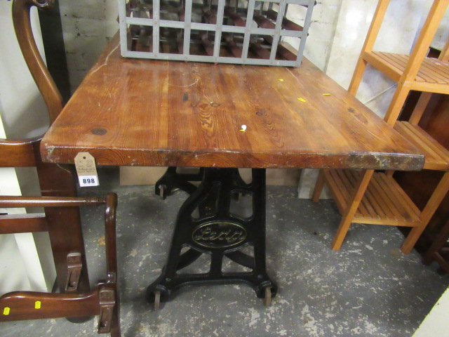 PINE TOP TABLE WITH IRON BASE Image