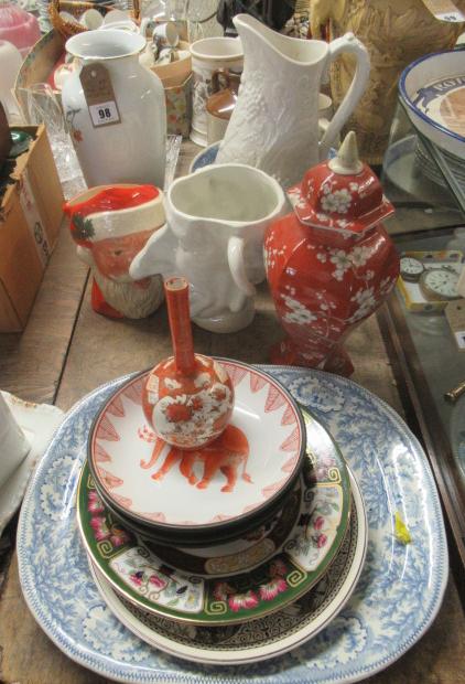 QUANTITY OF CERAMICS INCLUDING ROYAL DOULTON SANTA CLAUS ETC Image
