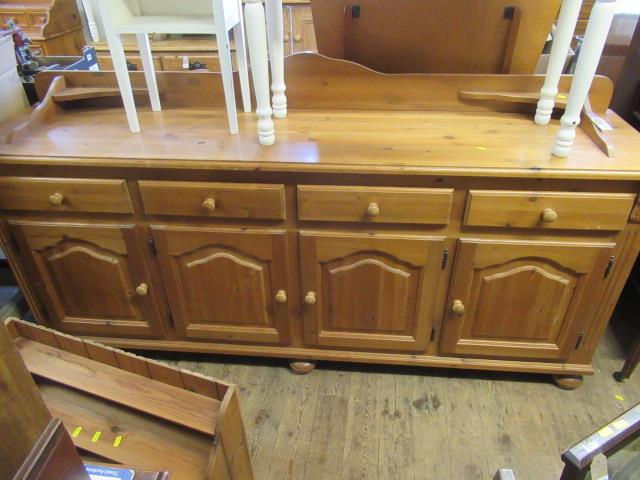 PINE DRESSER Image