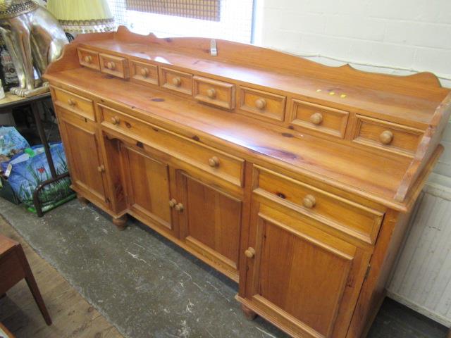 PINE DRESSER Image