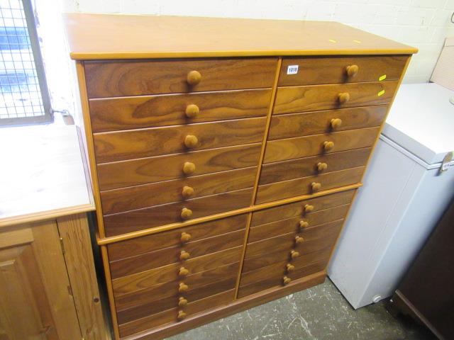 CD RACK Image