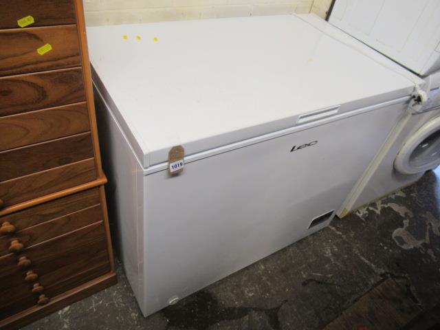 LEC CHEST FREEZER Image