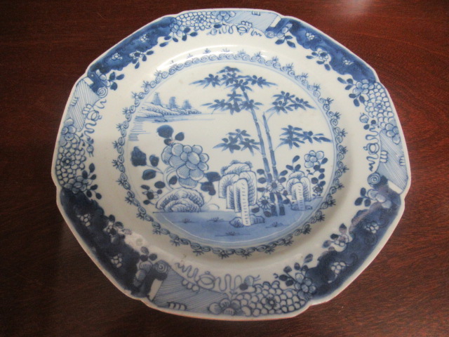 ANTIQUE CHINESE PLATE Image