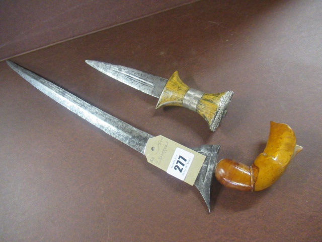 TWO DAGGERS Image