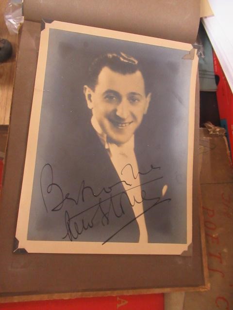 VINTAGE AUTOGRAPH ALBUM AND EPHEMERA WITH SIGNATURES OF LAURA LA PLANTE EDMUND GWEN AND MAX MILLER Image
