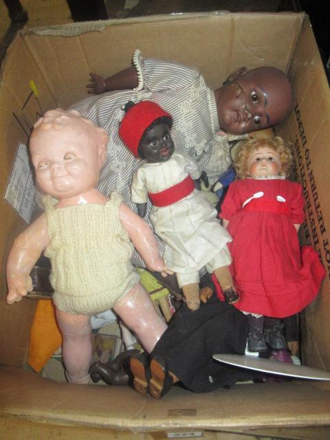 BOX OF DOLLS Image