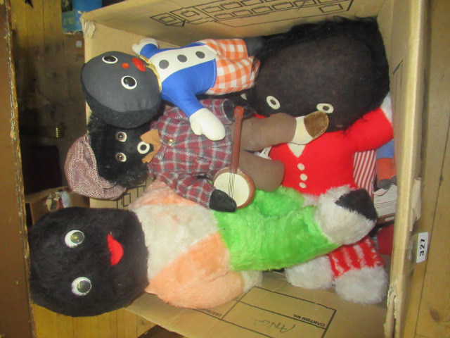 BOX OF SOFT TOY ROBERTSONS FIGURES Image