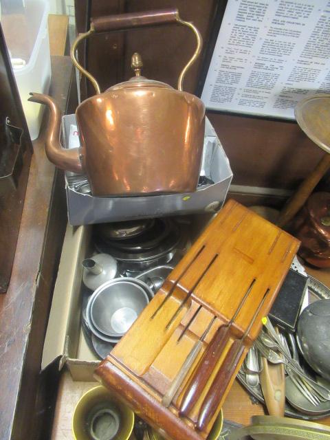 QUANTITY OF CUTLERY AND COPPER KETTLE Image