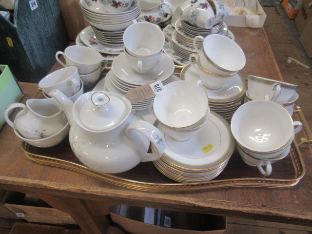 TRAY OF ROYAL DOULTON CLARENDON AND GREENBRIER CHINA Image