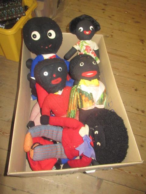 BOX OF ROBERTSON FIGURE SOFT TOYS Image