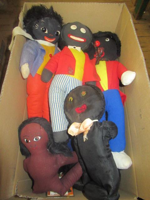 BOX OF ROBERTSON FIGURE SOFT TOYS Image